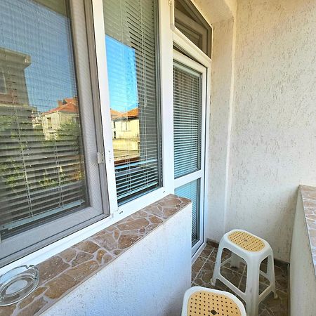 Амбър Апартамент И Стая За Гости Sosopol Exterior foto
